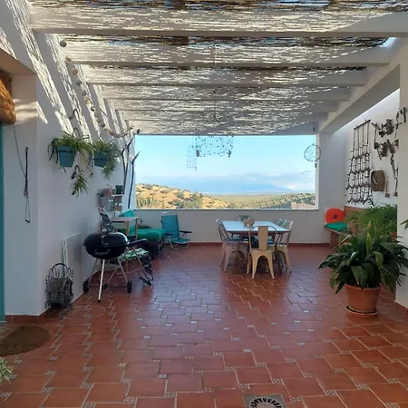 Casa Del Olivo Lucio En *